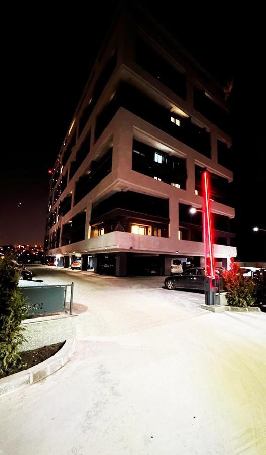 Cubrio Apartments Venetia Iasi Esterno foto